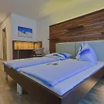 Jugendhotel Bachlehen Und Johanneshof Hotel Radstadt
