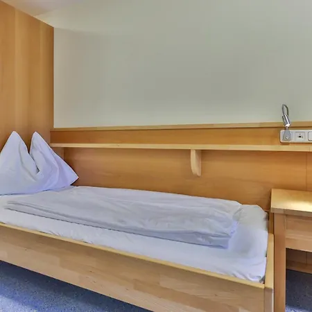 Hotel Jugendhotel Bachlehen Und Johanneshof Radstadt