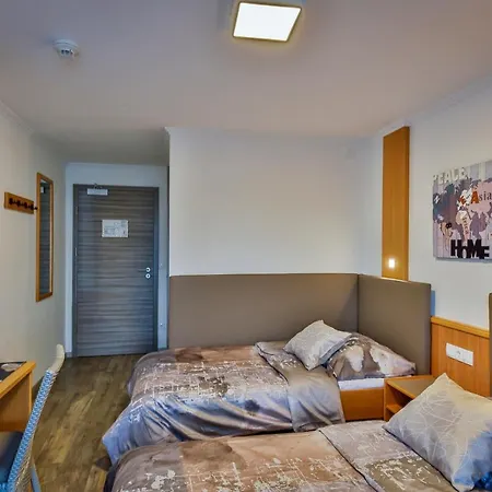 ホテル Jugendhotel Bachlehen Und Johanneshof 3*