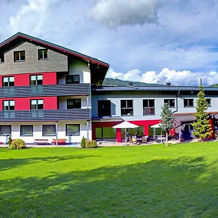 Jugendhotel Bachlehen Und Johanneshof Hotel Radstadt