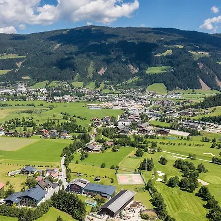 Hotel Jugendhotel Bachlehen Und Johanneshof Radstadt