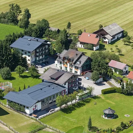 Jugendhotel Bachlehen Und Johanneshof Hotel Radstadt